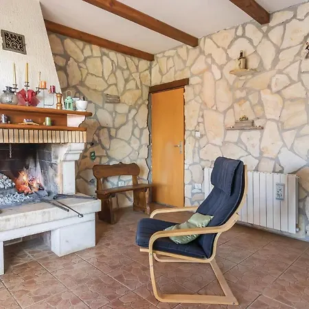 Cozy In With Kitchen 度假居