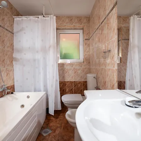 Five-bedroom In