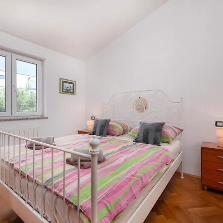 Five-bedroom In Tatil Evi
