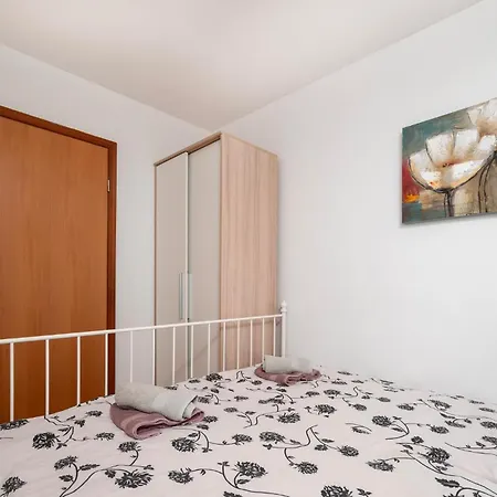 Tatil Evi Five-bedroom In Fažana
