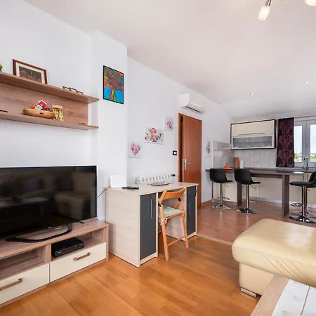 Five-bedroom In Tatil Evi Fažana